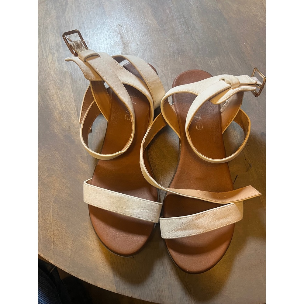 Just Have Womens Sandals Ankle Strap White 6.5